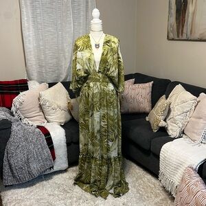 Fashion nova green dress